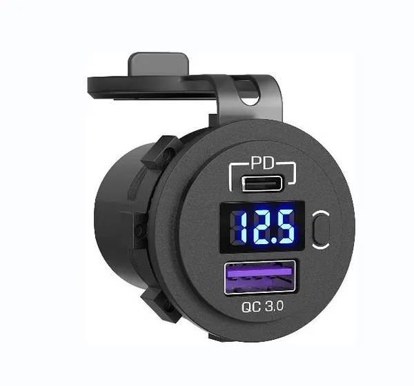 Exotronic Voltmeter, USB-C & USB QC3.0 Flush Mount Socket Main Image