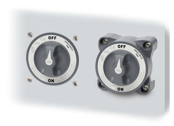 Diagram comparing rear panel mounting versus front surface mounting options for HD-Series switches
