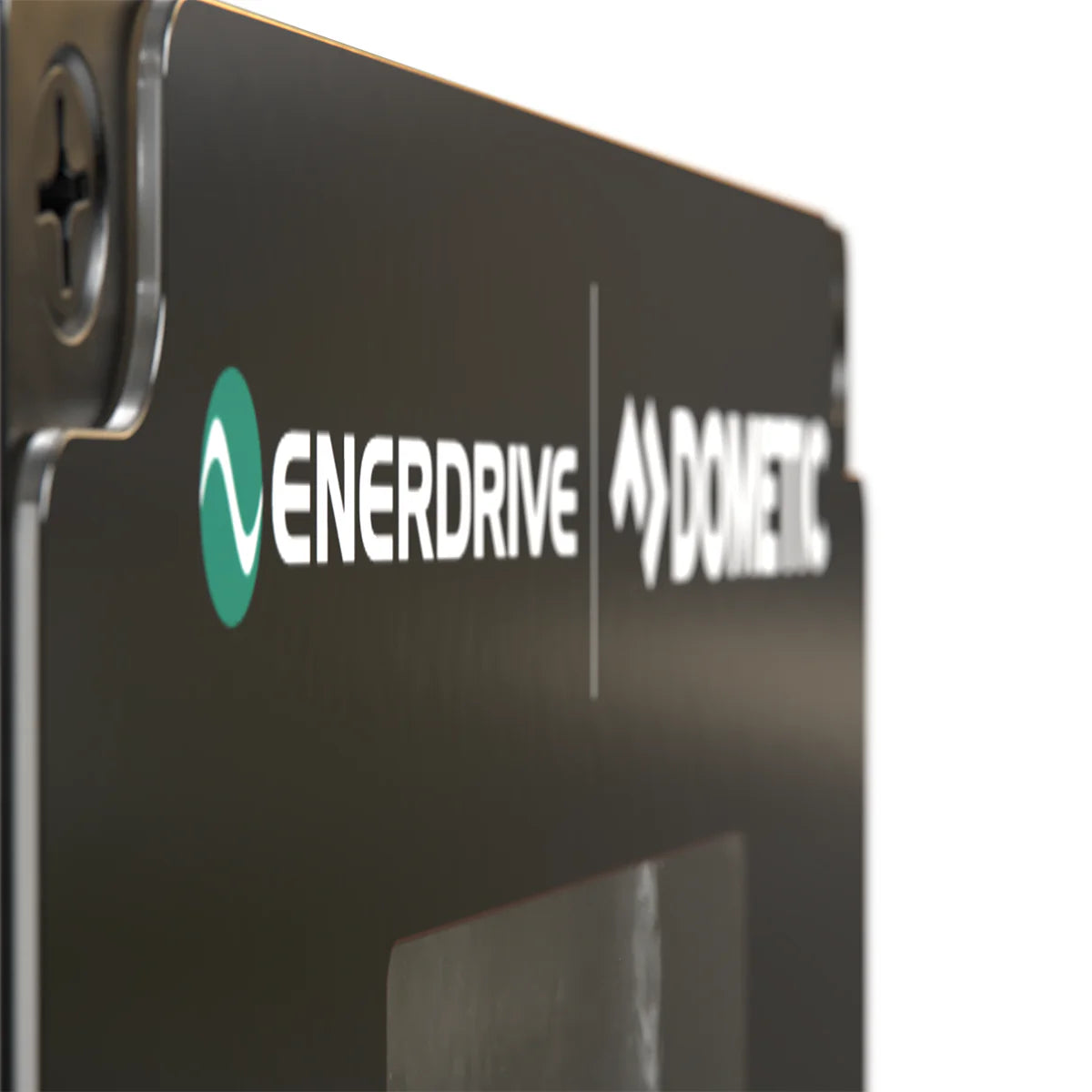 Enerdrive 12V 100A DC-DC/MPPT Battery Charger