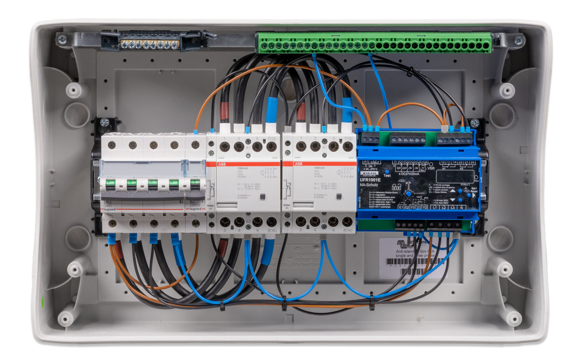 Internal view showing Ziehl relay, contactors and circuit breaker wiring