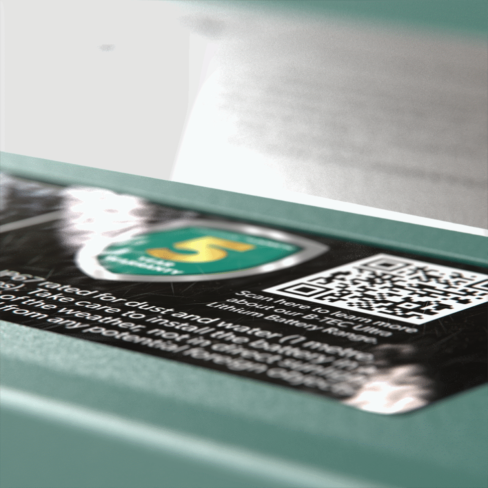 Close-up of the IP67 waterproof rating and 5-year warranty seal