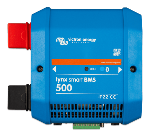 Front view of the blue Victron Lynx Smart BMS 500 with integrated status LEDs and IP22 rating