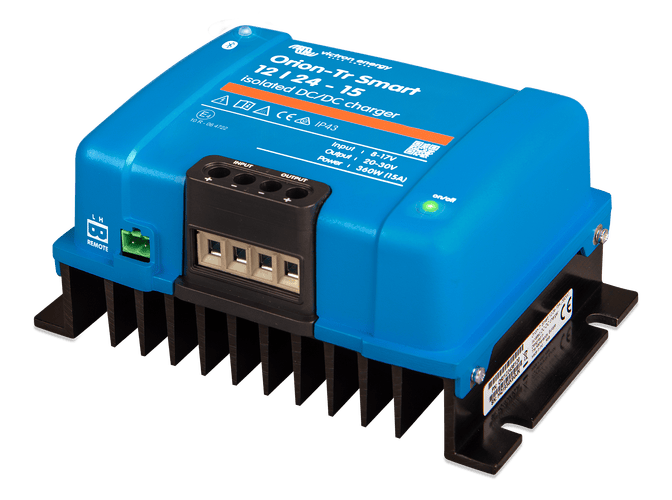 Angled view showing the large integrated heatsink and terminals of the 12/24-15A charger