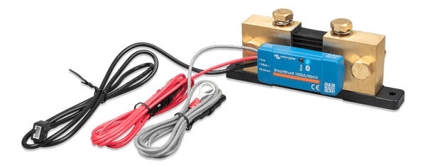 Isometric view of Victron 1000A SmartShunt including measurement and communication cables