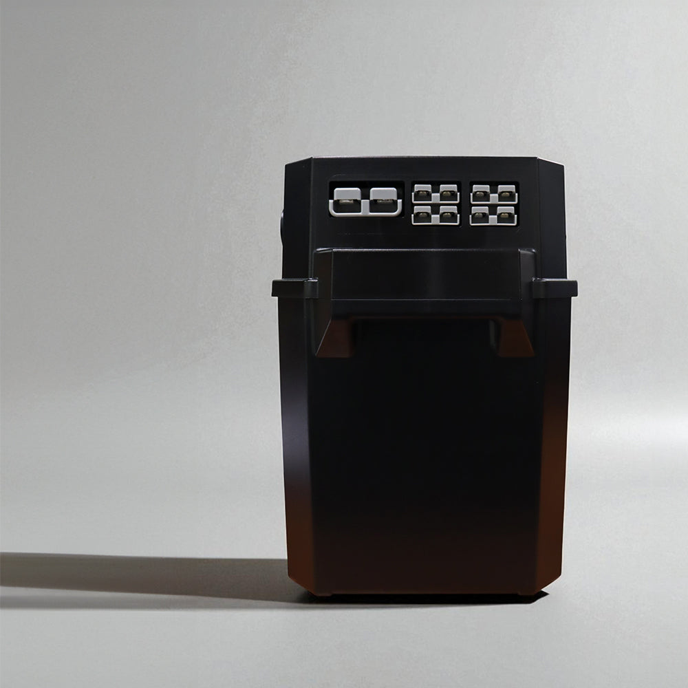 Rear of battery box showing four 50A grey Anderson plugs and one recessed 175A Anderson connector