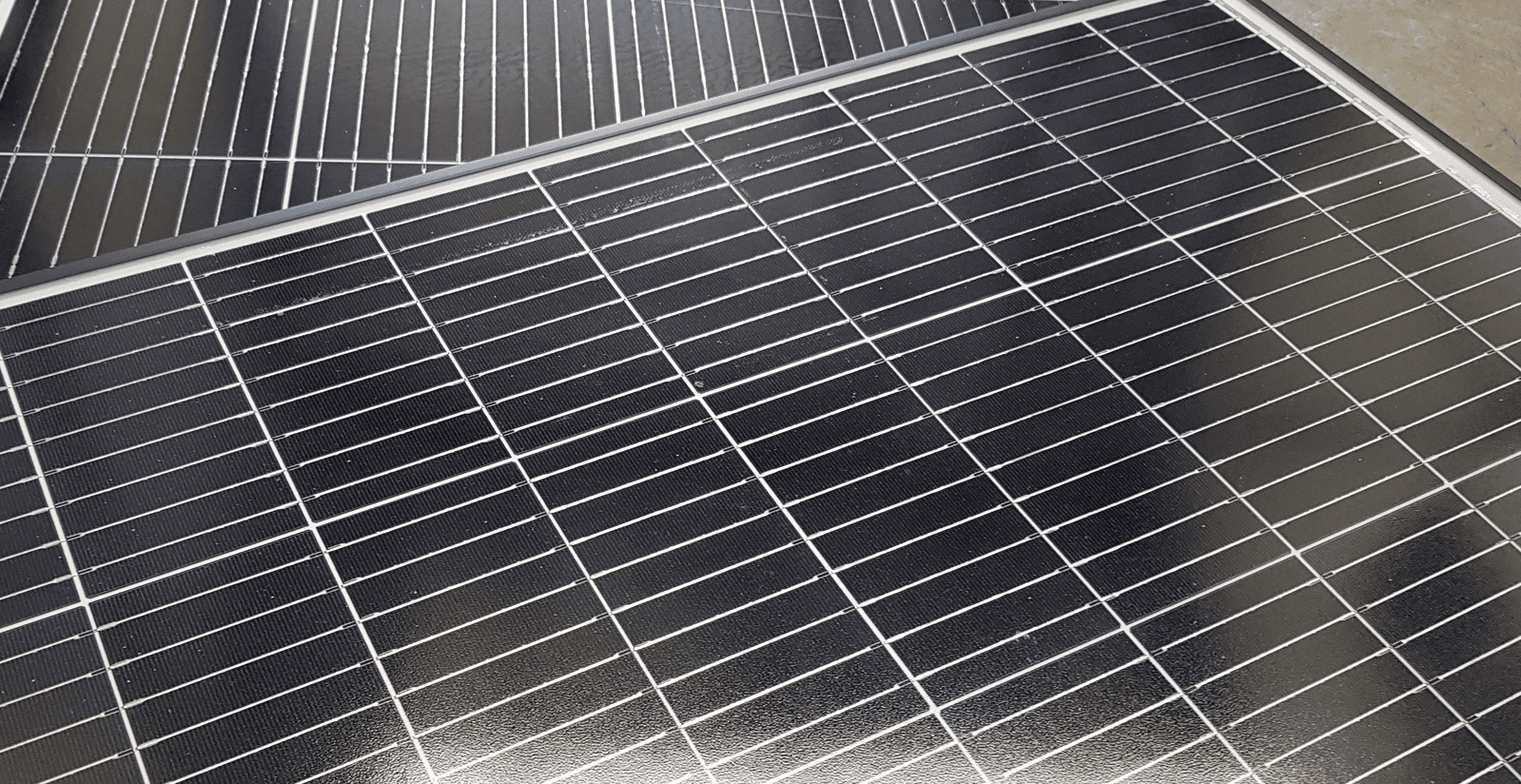 Exotronic High Efficiency 120W Fixed Solar Panel - Thin 25mm Black ...